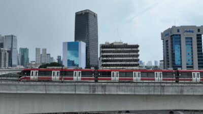 LRT Jabodebek Terapkan Tarif Akhir Pekan di Hari Buruh, Hanya Rp5.000-Rp10.000