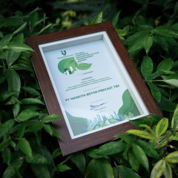 Langkah Hijau WSBP Berbuah Penghargaan di Ajang The Best Corporate Emission Reduction Transparency Awards 2025
