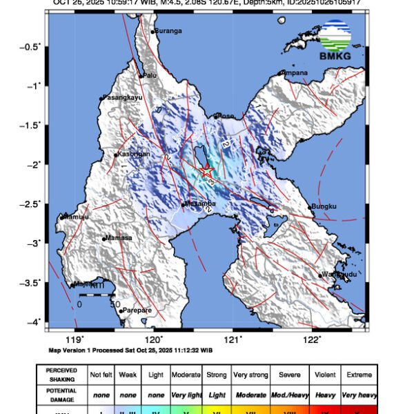 Gempa Berkekuatan 4,5 SR, pusat gempa berada di darat 76 km barat daya Poso Gempa Berkekuatan 4,5 SR, pusat gempa berada di darat 76 km barat daya Poso