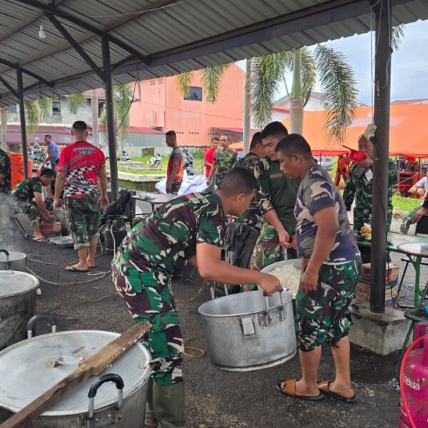 Pemkab Tapteng Pastikan Pasokan Makanan Pengungsi Aman, Posko Informasi Komdigi Mulai Beroperasi