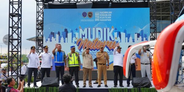 Menhub Lepas Mudik Gratis Nataru 2025/2026, Fokus Tekan Risiko Kecelakaan dan Kepadatan Lalu Lintas Menhub Lepas Mudik Gratis Nataru 2025/2026, Fokus Tekan Risiko Kecelakaan dan Kepadatan Lalu Lintas